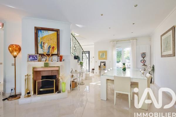 Maison à vendre 7 pièces 290 m² Saint-Brice-sous-Forêt