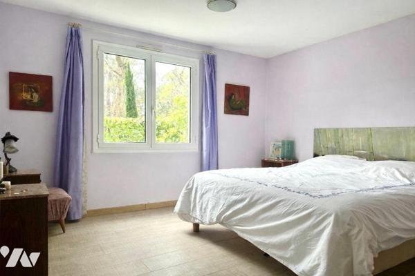 Située à Capbreton, aux portes d'Hossegor et à seulement quelques minutes du prestigieux golf d...