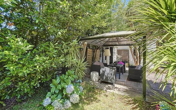 Maison à vendre    10 pièces • 301 m2 Biarritz