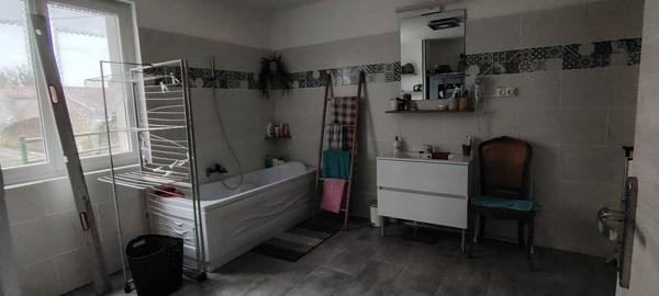 Maison à vendre 10 pièces SAINT GENEROUX (79)