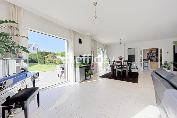 Maison 10 pièces - 300 m² Bien prestige