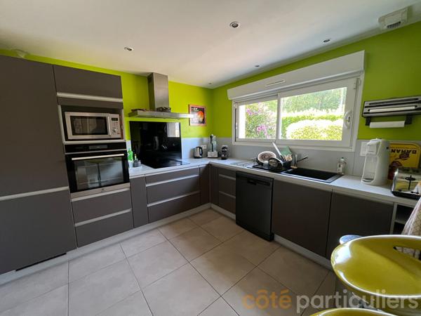Vente
                Maison166 m² - 7 Pièces -
                    PLOEREN (56880)