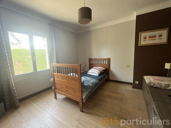 Vente
                Maison166 m² - 7 Pièces -
                    PLOEREN (56880)