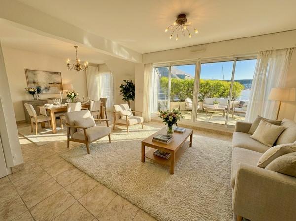Vannes (56000) Grand appartement avec terrasses