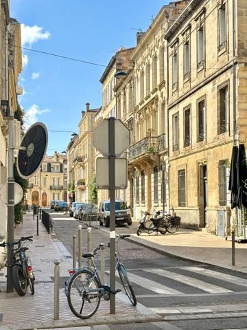 FONDAUDEGE - APPARTEMENT T3 - 58M² , 33 bordeaux