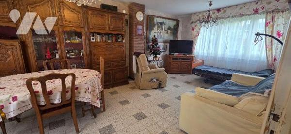 Maison à Vendre à Condé-sur-l'Escaut (59163) en Nord (59)

Cette maison de 98.85 m² habitable...