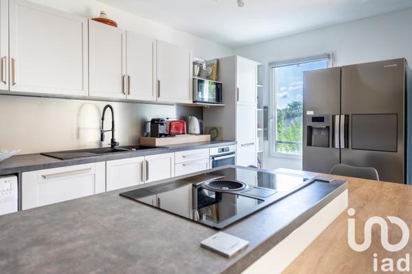 Appartement 4 pièces de 73 m² à Le Plessis-Trévise (94420)