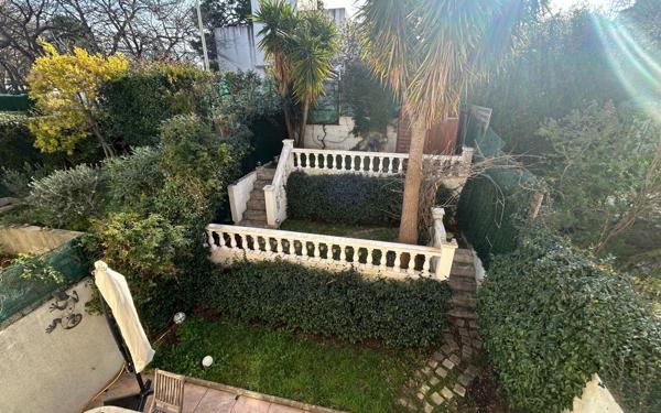 Maison à vendre    3 pièces • 69,50 m2 Marseille 9