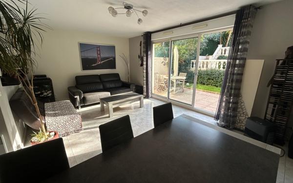 Maison à vendre    3 pièces • 69,50 m2 Marseille 9