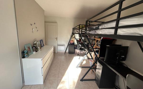 Maison à vendre    3 pièces • 69,50 m2 Marseille 9