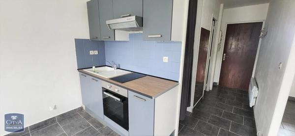 Appartement à louer 1 pièce 32.77m² Laon (02000)