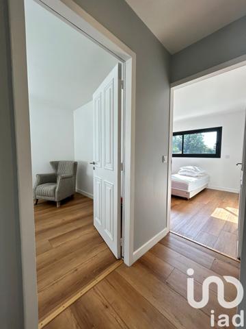 Maison à vendre 10 pièces 203 m² Saint-Julien-en-Born