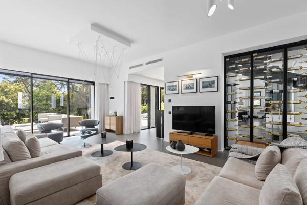 Vente villa 10 pièces 06600 - Antibes