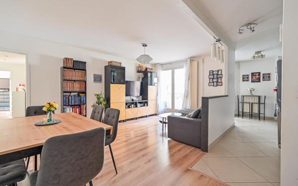 Appartement à vendre    4 pièces • 80 m2 Le Pré-Saint-Gervais