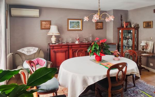 Maison à vendre    5 pièces •  Nègrepelisse