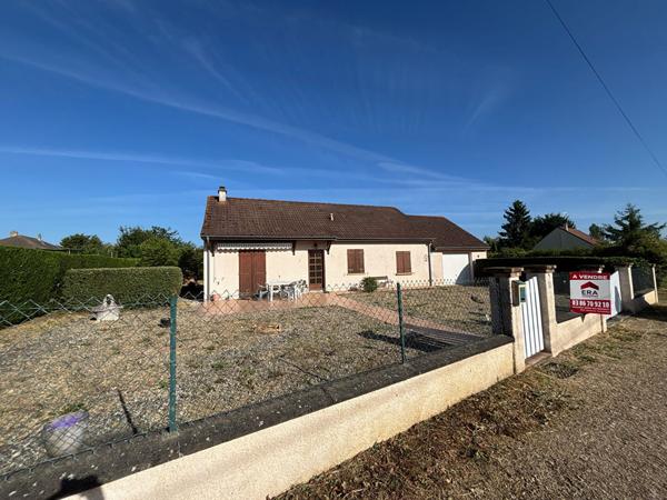 Maison plein pied Saint Parize Le Chatel, 80 m2
