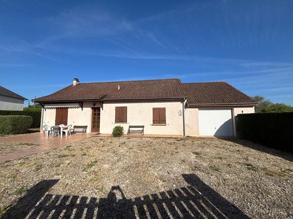 Maison plein pied Saint Parize Le Chatel, 80 m2