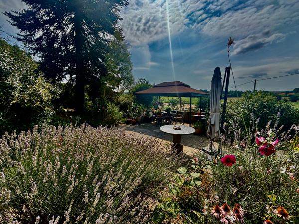 Maison à NOTRE-DAME-DE-LIVOYE, 50370 - 6 pièces 151m²