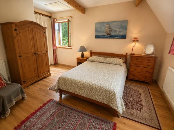 Maison à NOTRE-DAME-DE-LIVOYE, 50370 - 6 pièces 151m²