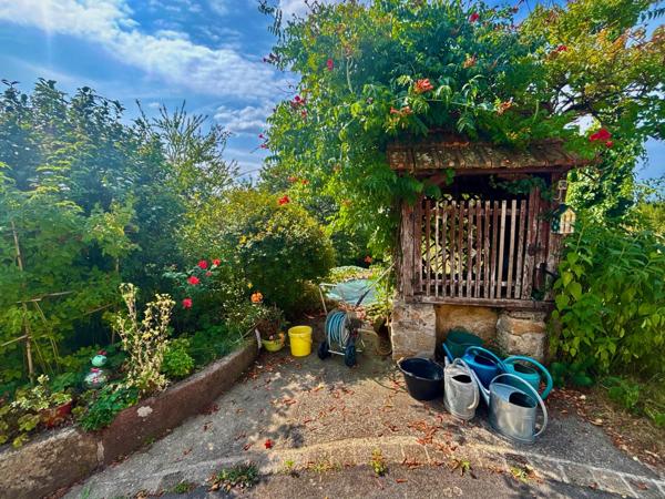 Maison à NOTRE-DAME-DE-LIVOYE, 50370 - 6 pièces 151m²