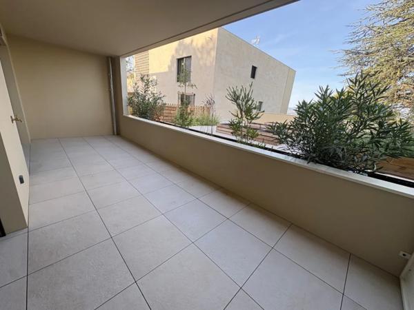 APPARTEMENT T2 A LOUER - ST DIDIER AU MONT D OR Centre et Sud Est 49.52 m 2 1 200 € charges comprises par mois