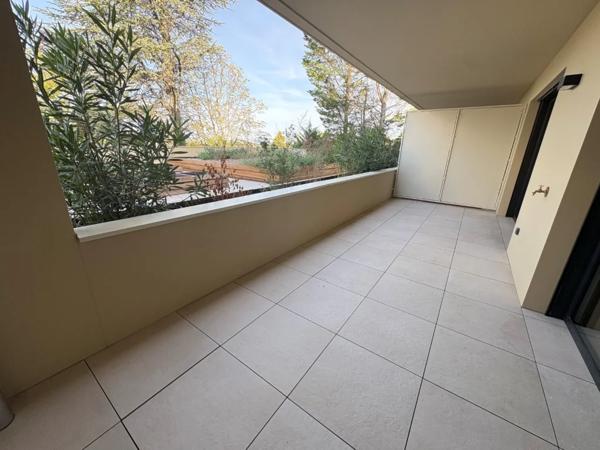 APPARTEMENT T2 A LOUER - ST DIDIER AU MONT D OR Centre et Sud Est 49.52 m 2 1 200 € charges comprises par mois