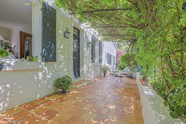 La Valette du var Quartier Baudouvin Bastide de 10 pièces de 326 m²