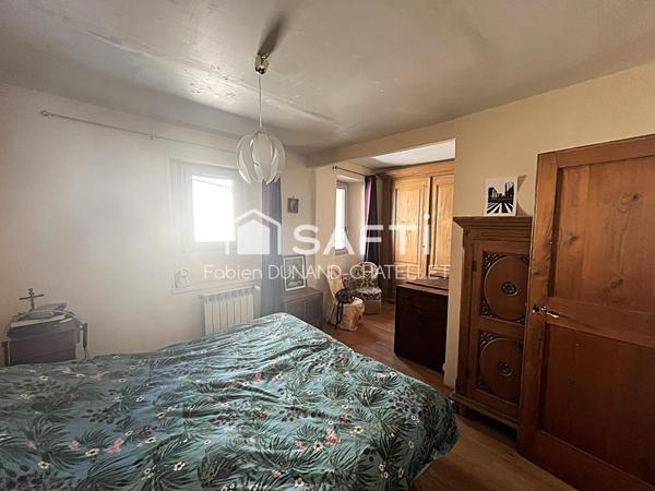 Duplex unique 150m2 dans tour historique !