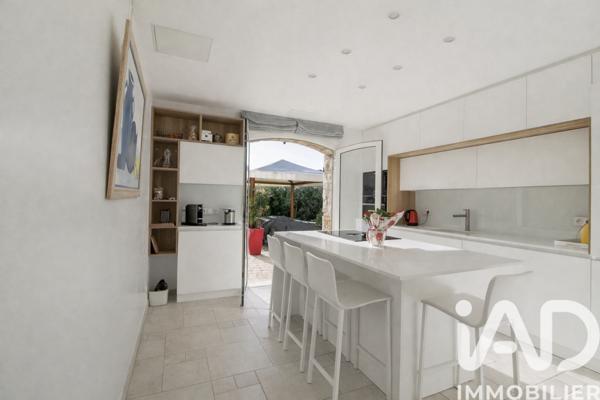 Maison à vendre 4 pièces 180 m² Mandelieu-la-Napoule