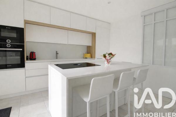 Maison à vendre 4 pièces 180 m² Mandelieu-la-Napoule
