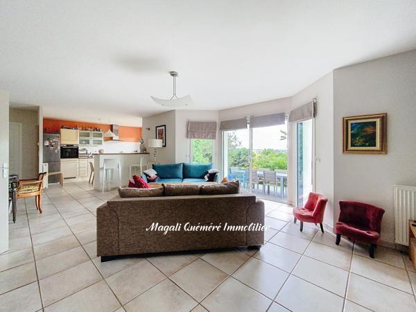 Montfort-sur-Meu (35160) Dans un magnifique cadre de verdure - A 5 min de Montfort sur Meu 35160 - Moins de 30 min de Rennes 35000