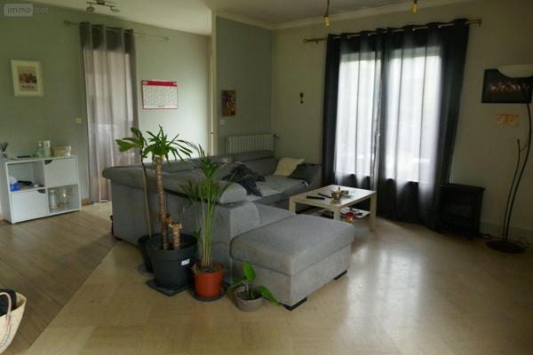 Pavillon à vendre à Saint-Gaultier dans l'Indre (36800), ref : 037/1591