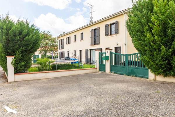 Maison à vendre |  Saint-Hilaire-de-Lusignan |  4 pièces | 100 m²
