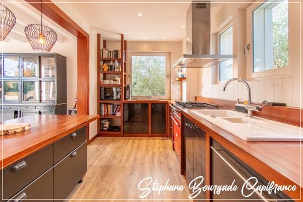 Dpt Pyrénées Atlantiques (64), à vendre BIDART Villa 169 m2 avec piscine