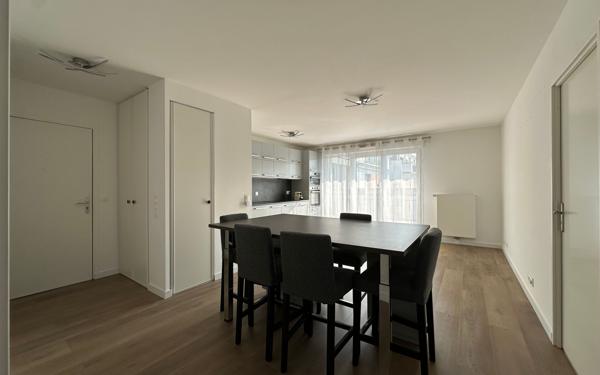 Appartement à vendre    4 pièces • 76,43 m2 Pontoise
