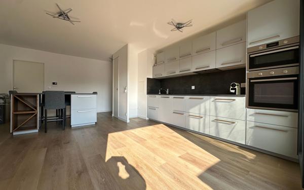 Appartement à vendre    4 pièces • 76,43 m2 Pontoise