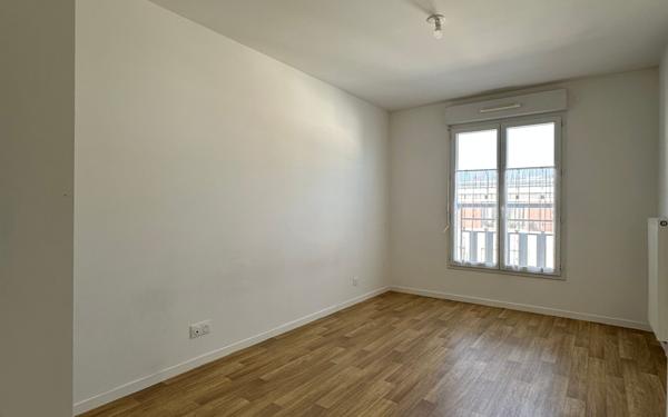 Appartement à vendre    4 pièces • 76,43 m2 Pontoise