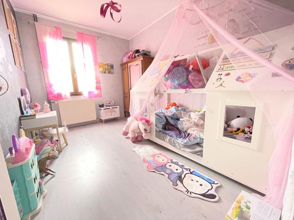 A VENDRE - Proche Chaumont En Vexin Maison familiale possibilité 4 chambres - 1500 m² de terrain - garage