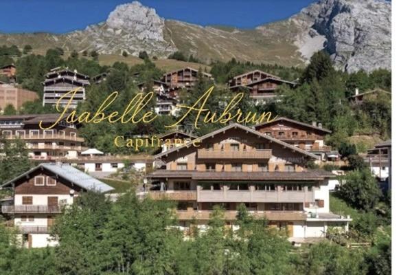 À VENDRE – MURS COMMERCIAUX D’HÔTEL 3★ – EMPLACEMENT PREMIUM AU PIED DES PISTES – ALPES