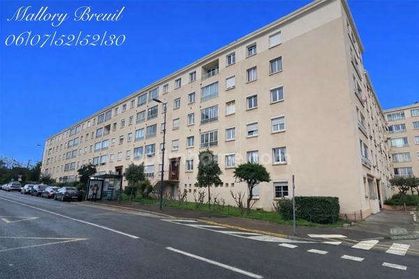 Appartement 4 pièces 61m2 à Sète