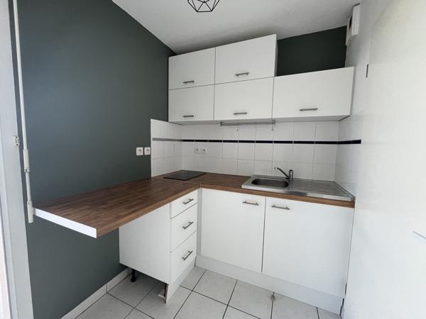 Appartement à louer 650 € CC Parentis-en-Born 2 p 47 m² DPE C