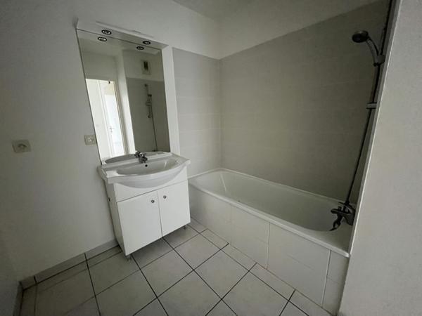 Appartement à louer 650 € CC Parentis-en-Born 2 p 47 m² DPE C