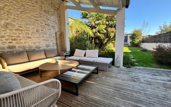 Maison à vendre    5 pièces •  Rochefort