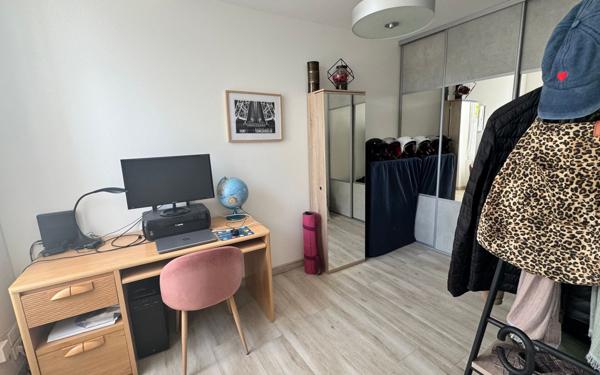 Maison à vendre    5 pièces •  Rochefort