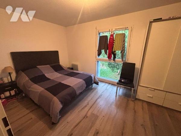 A VENDRE, Gironde, proche Bordeaux, SAINT AUBIN DE MEDOC, dans un secteur calme proche du centr...