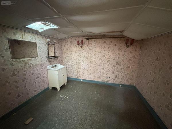 Maison à restaurer à vendre à Macau en Gironde (33460), ref : 032/1662   
CENTRE