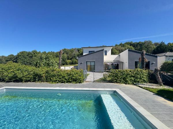 Maison 175 m² au calme, avec piscine, vue Vercors.