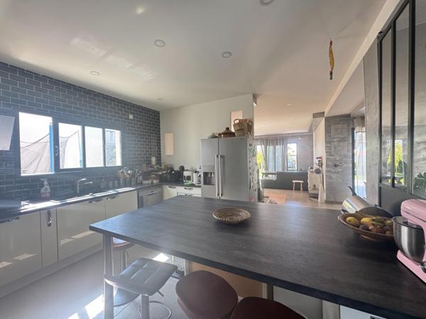 Maison 175 m² au calme, avec piscine, vue Vercors.