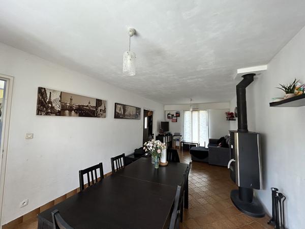 Maison 6 pièces - terrain de 405 m2 - GUILERS
