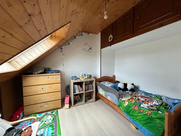 Maison 6 pièces - terrain de 405 m2 - GUILERS